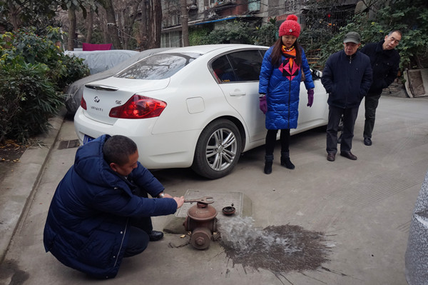 大学路12号消防栓检查